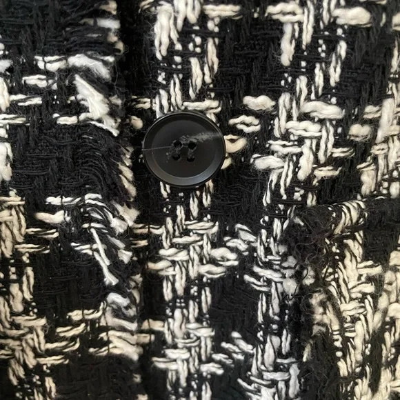 H&M Black and white Tweed Jacket / Shacket - Picture 4 of 5